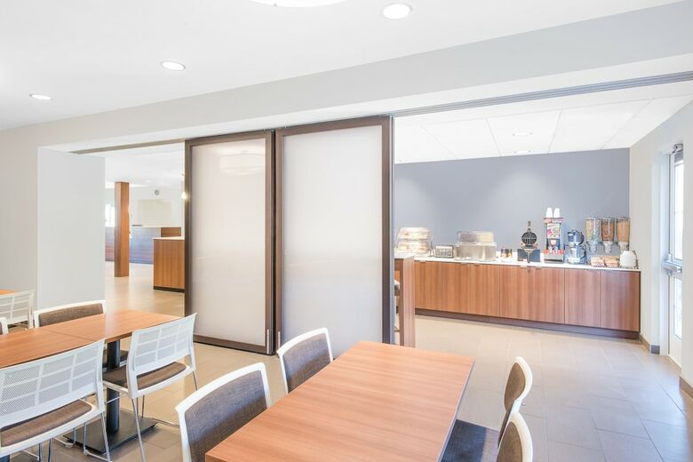 Hotel Microtel Inn & Suites By Wyndham Binghamton