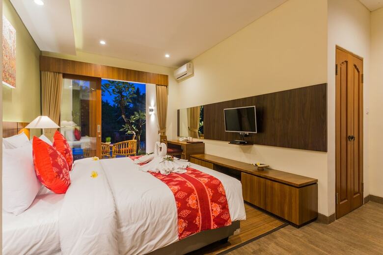 Villa River Sakti Resort