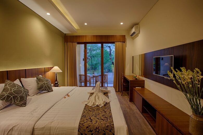 Villa River Sakti Resort