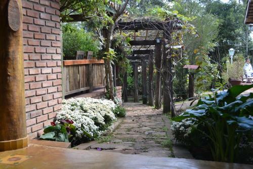 Hostal Pousada Vila Lara