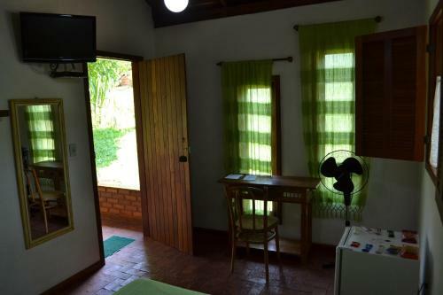 Hostal Pousada Vila Lara