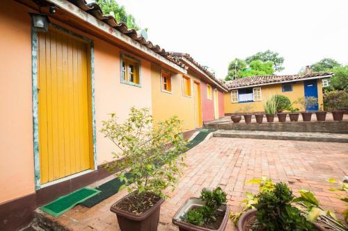 Hostal Pousada Vila Lara