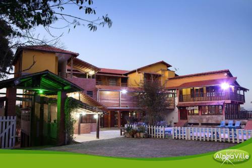 Agroturismo Hotel Alpha Ville Chal�s