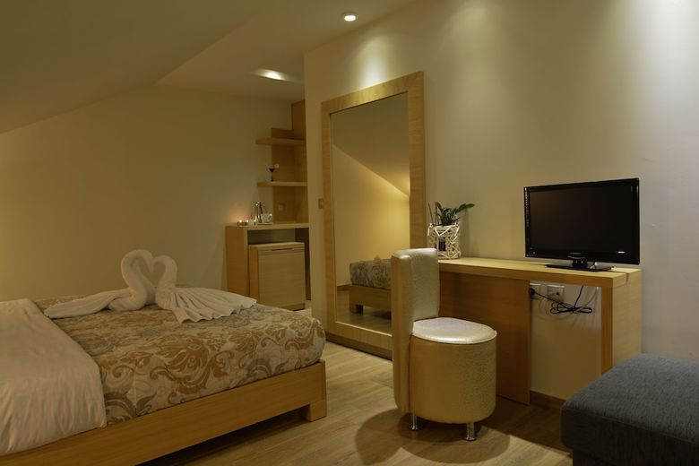 Hotel Epavlis