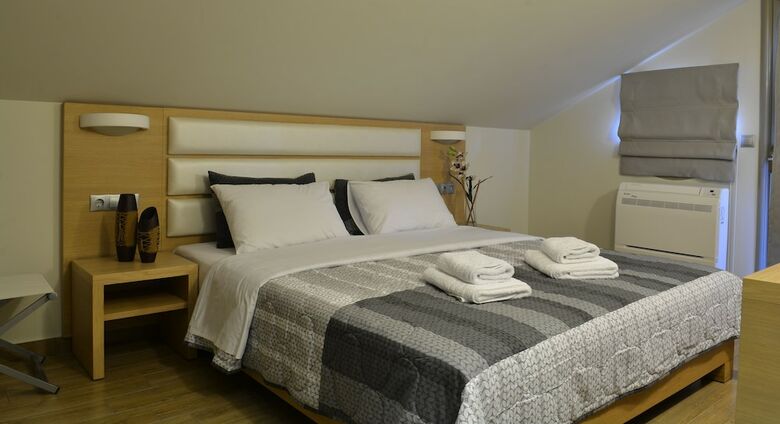 Hotel Epavlis