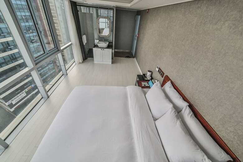 Elysia Boutique Hotel