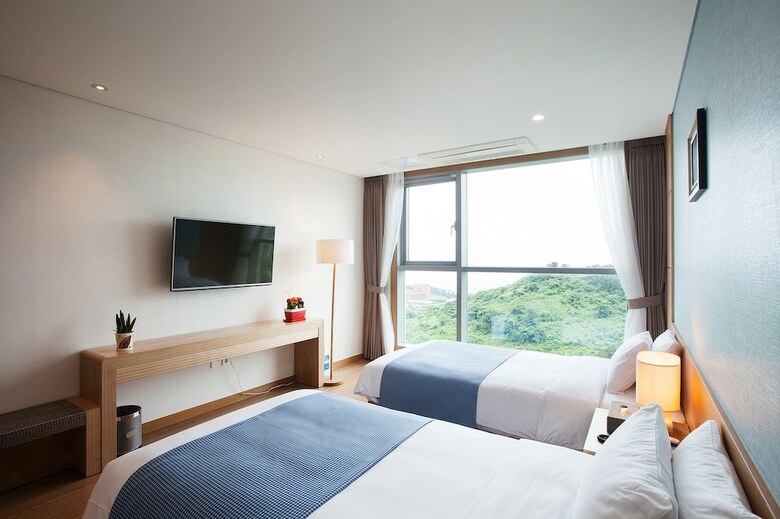 You Us Hotel