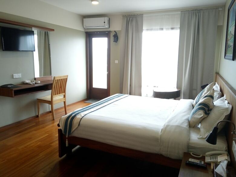 360 Kalaw Hotel