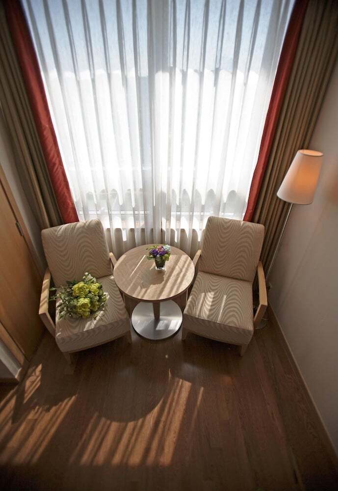 Namdaemun Hotel & Suite