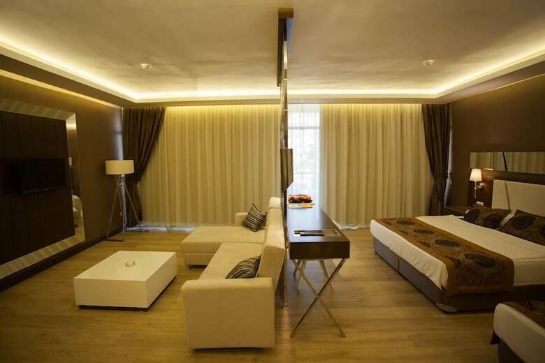 Hotel My Home Resort