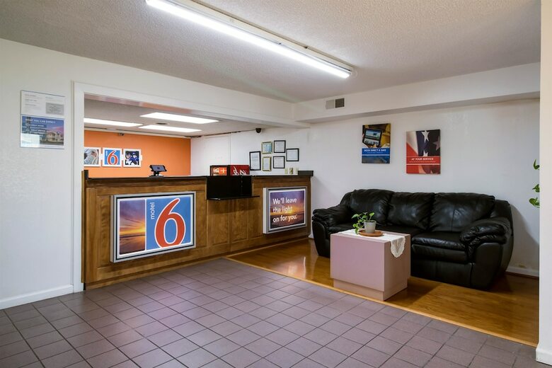 Motel 6 Metter, Ga