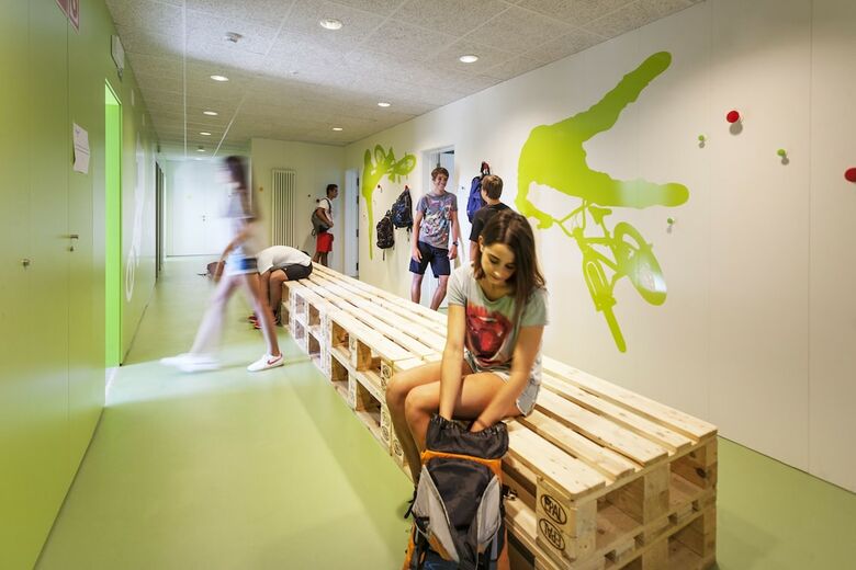 Hostal Youth Hostel Non Stop Inn By Irrisarri Land
