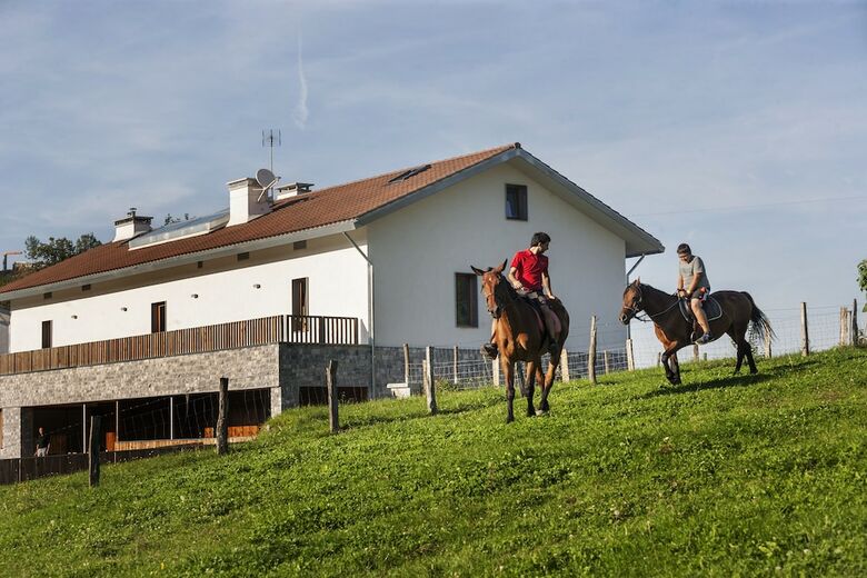 Hostal Youth Hostel Non Stop Inn By Irrisarri Land