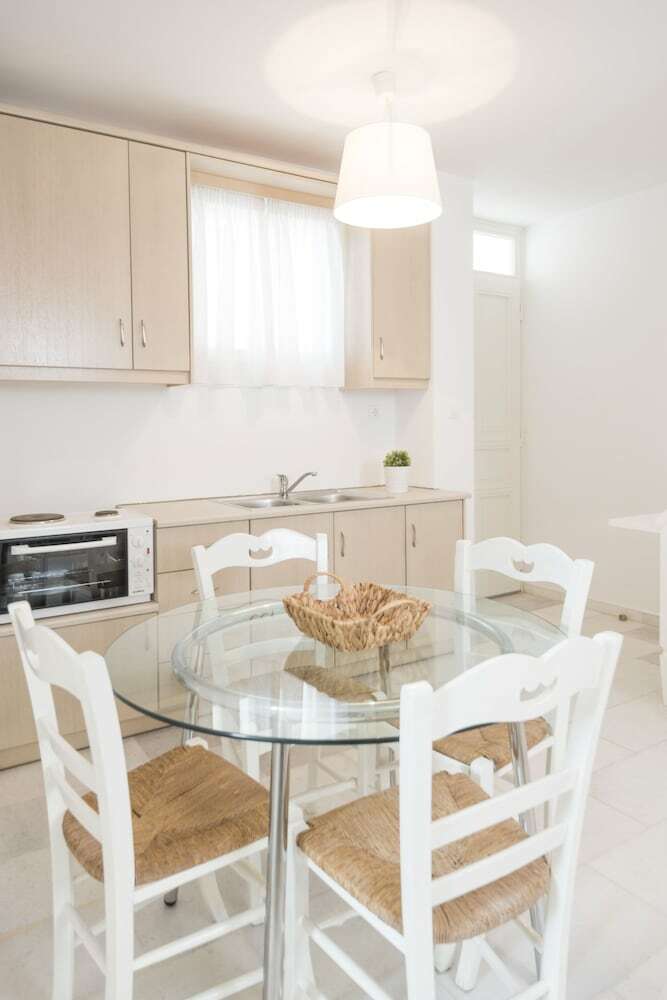 Villa Naxian Resort