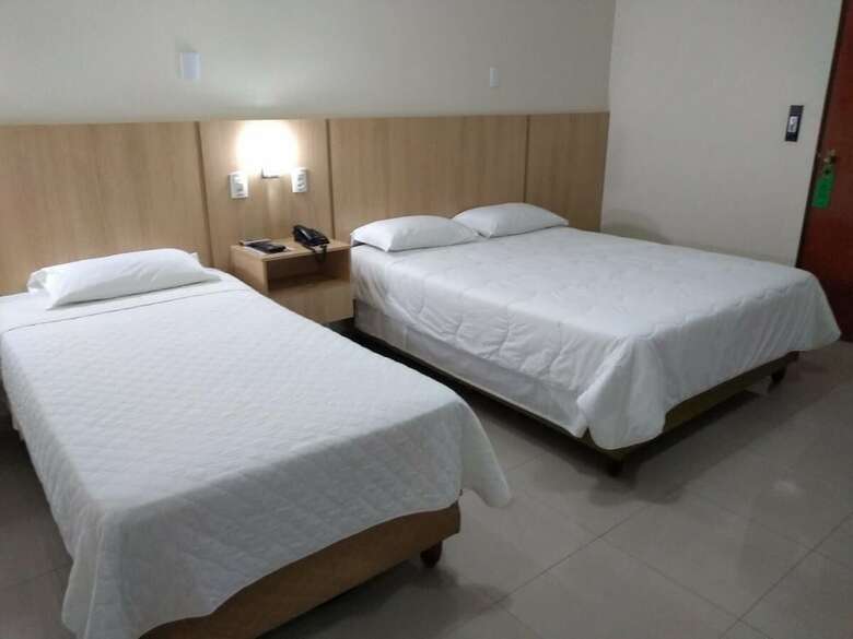 Victoria Plaza Hotel