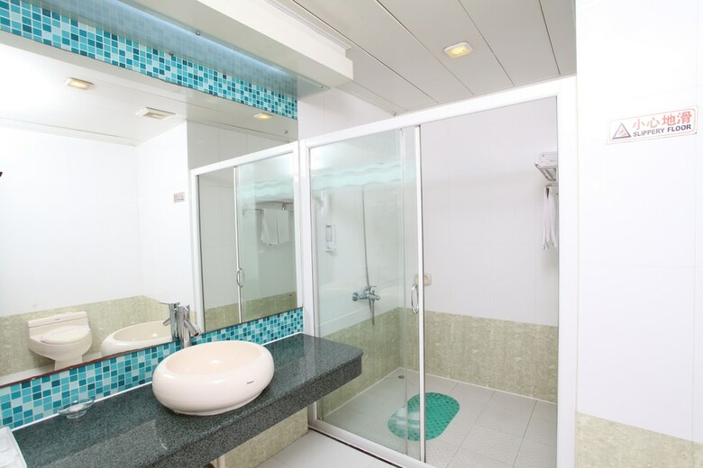 Xinhua Hotel