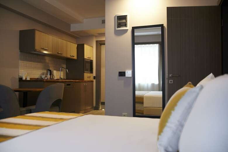 Tophane Suites