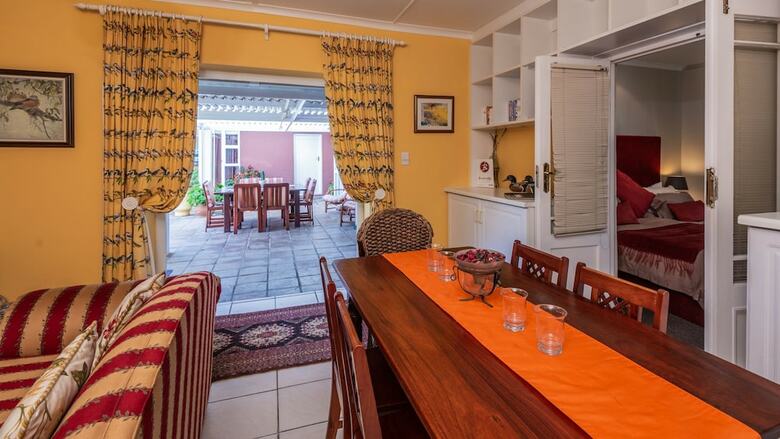 Hotel Brown Jug Guest House