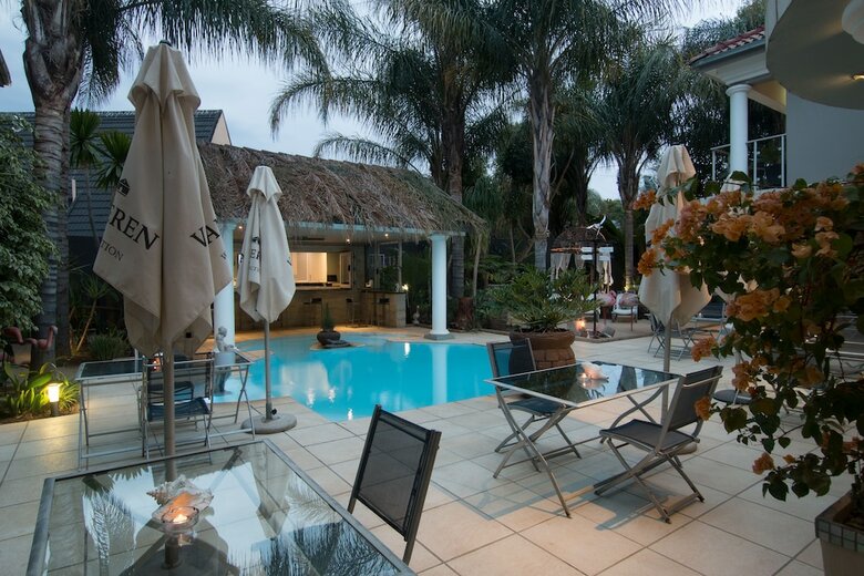 Hotel Cocomo Guesthouse, Spa And Conference Centre