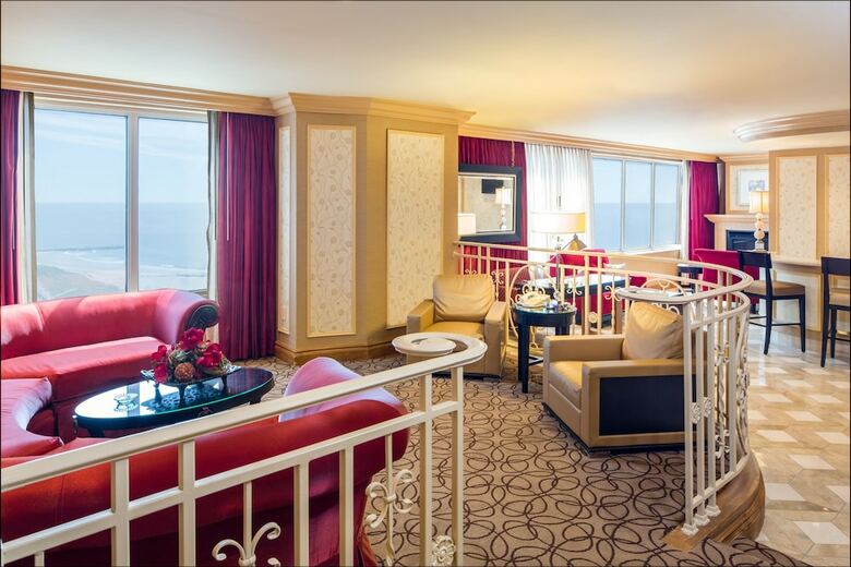 Showboat Hotel