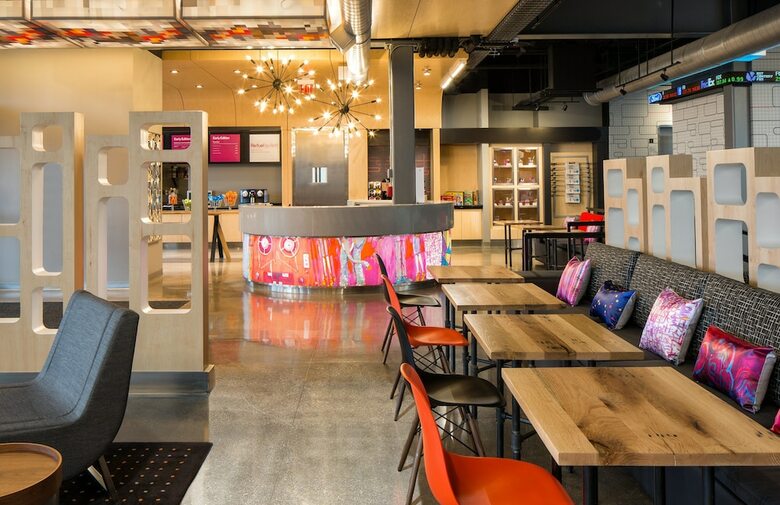 Hotel Aloft Louisville East