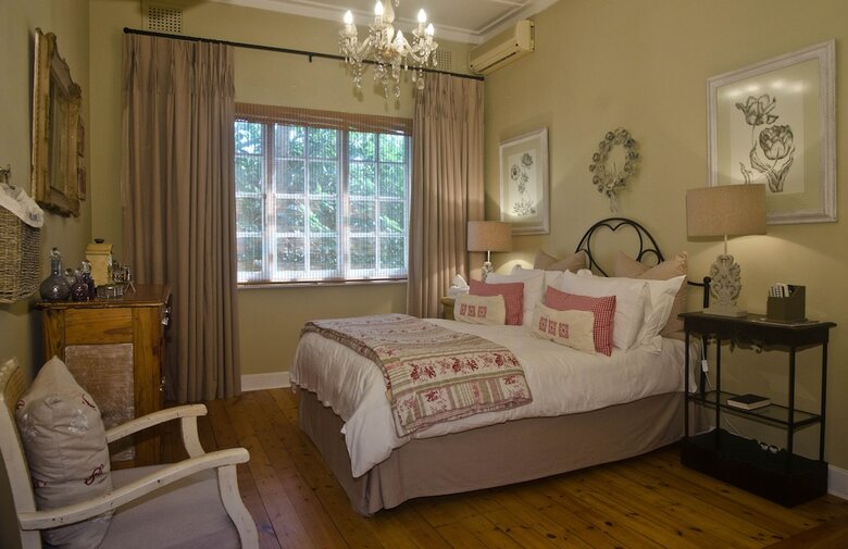 Cornerway Bed And Breakfast