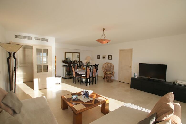 Apartamentos Happy Few - Le Sea View