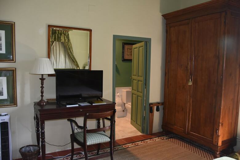 Hotel Caserio De Lobones