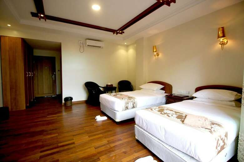 Famous Hotel Bagan