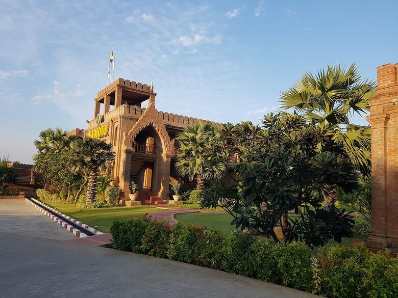 Famous Hotel Bagan