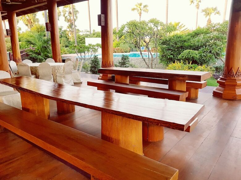Famous Hotel Bagan