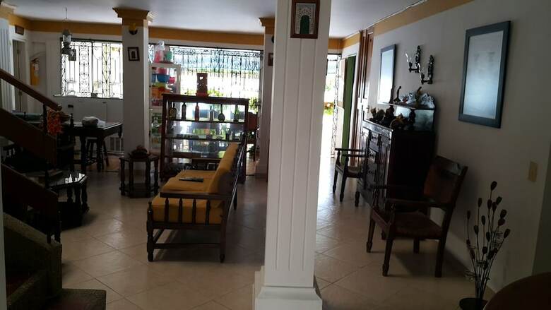 Hotel La Casa Amarela