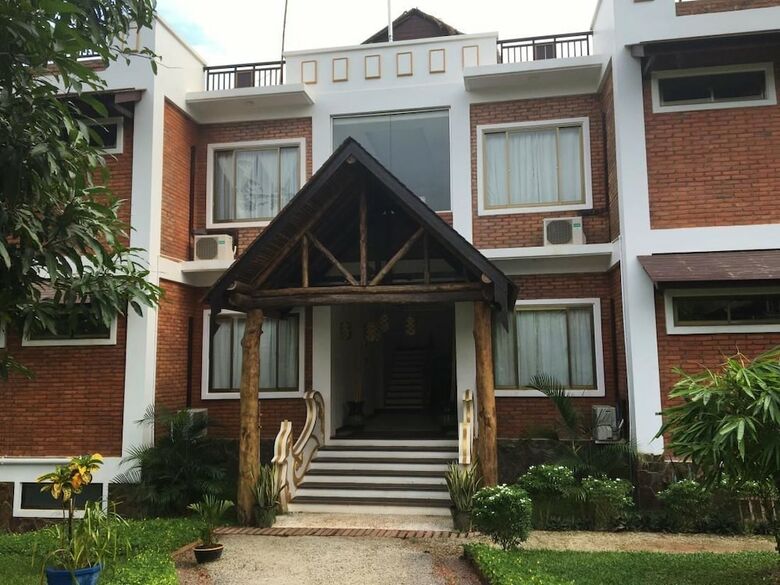 Hotel Queen Jamadevi