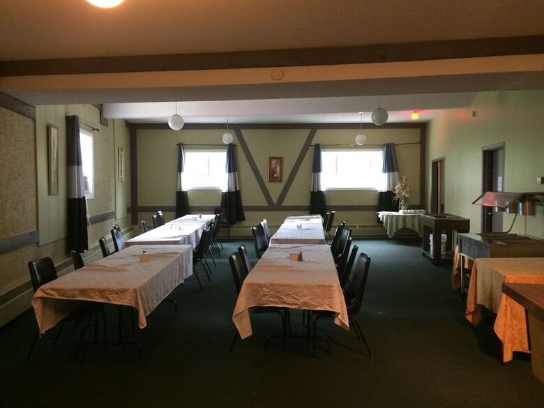 Esterhazy Motor Hotel