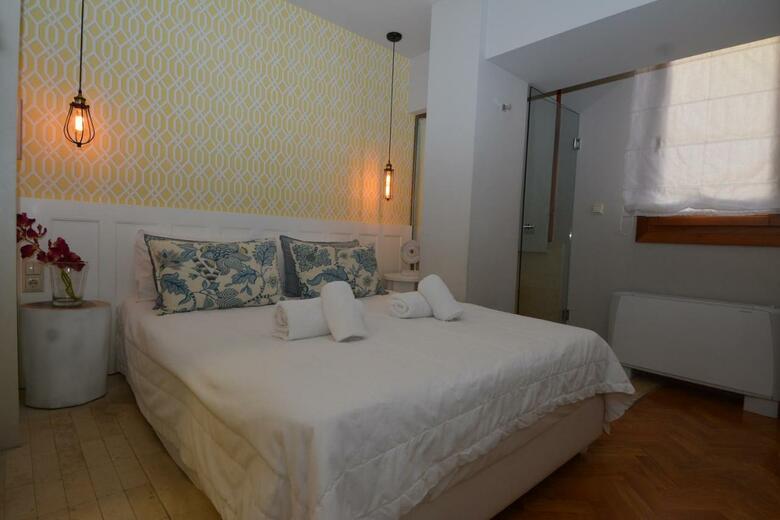 Hotel Candia Suites & Rooms