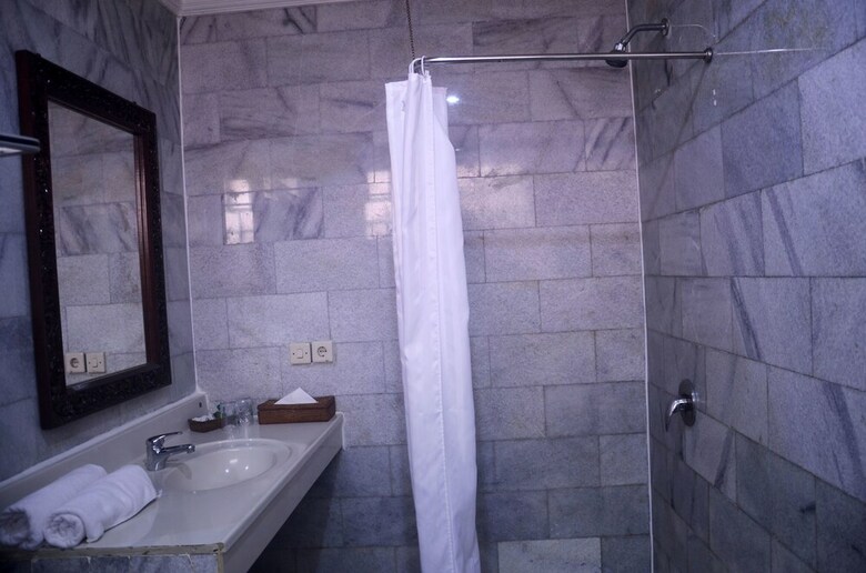 Apartamento Melasti Kuta Bungalows & Spa