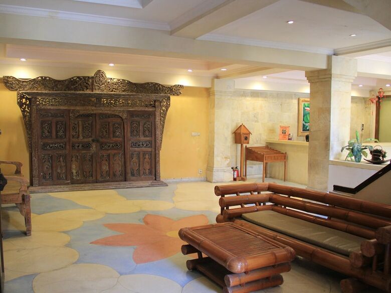 Nathan Hotel