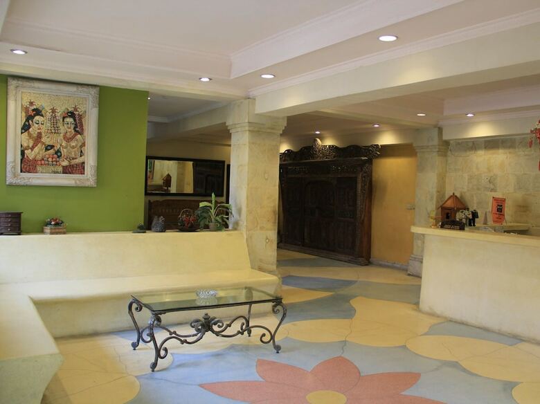 Nathan Hotel