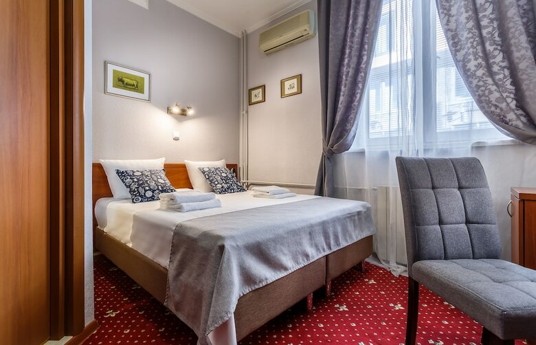 Mayak Hotel