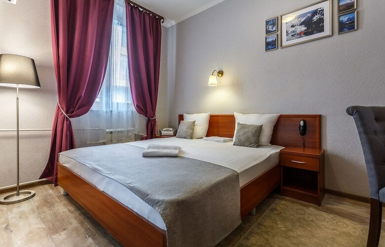 Mayak Hotel