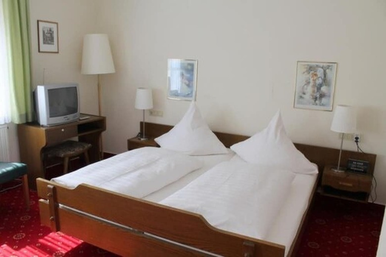 Hocher Hotel & Caf�