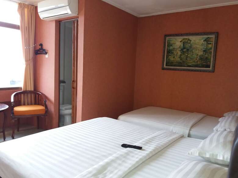 Hotel Rumah Shinta