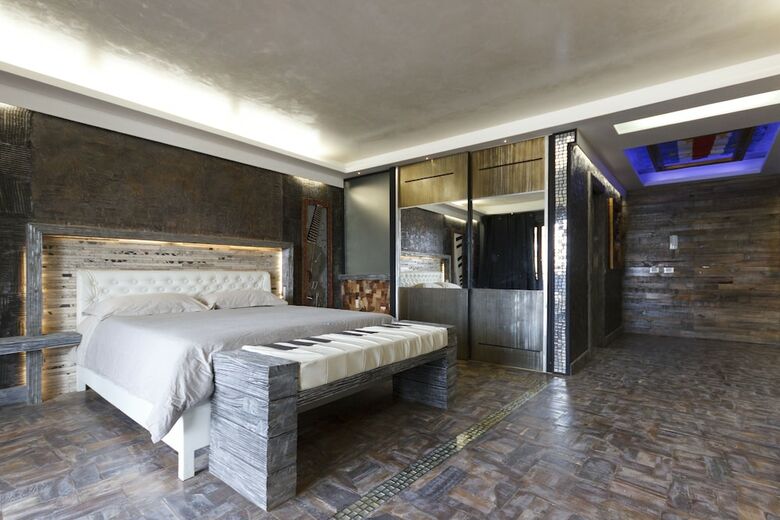 Hotel Ocean Caf� Suites