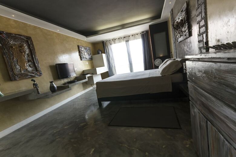 Hotel Ocean Caf� Suites