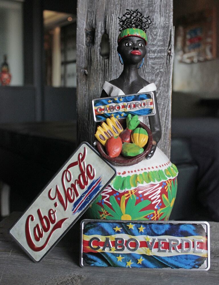Hotel Ocean Caf� Suites