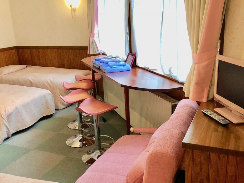 Hotel Arts Color