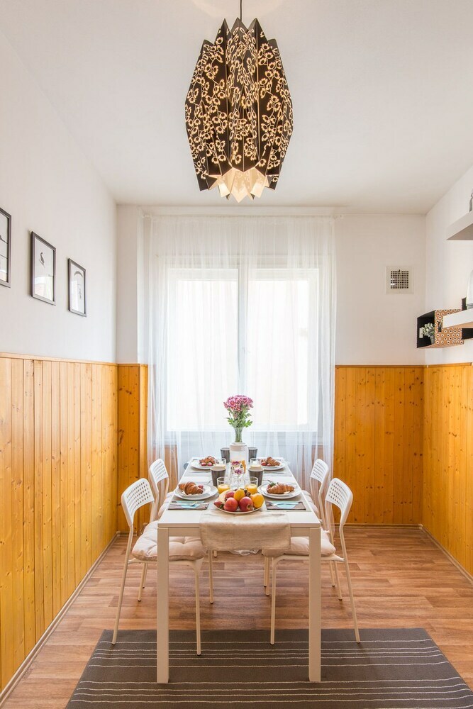 Na Zborenci Apartments