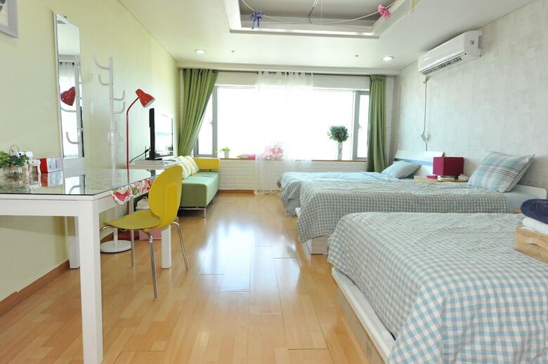 Hostal Hongdae Guesthouse - Hostel