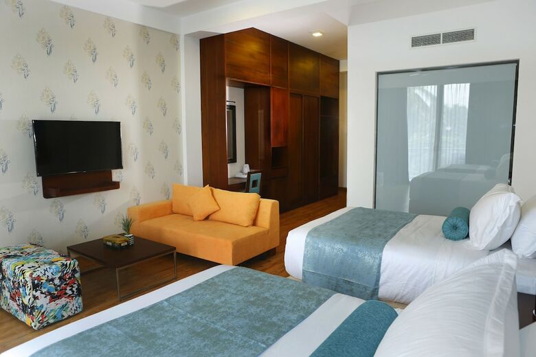 Hotel Club Waskaduwa Beach Resort & Spa