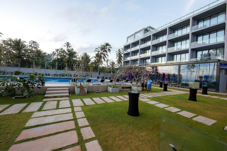 Hotel Club Waskaduwa Beach Resort & Spa